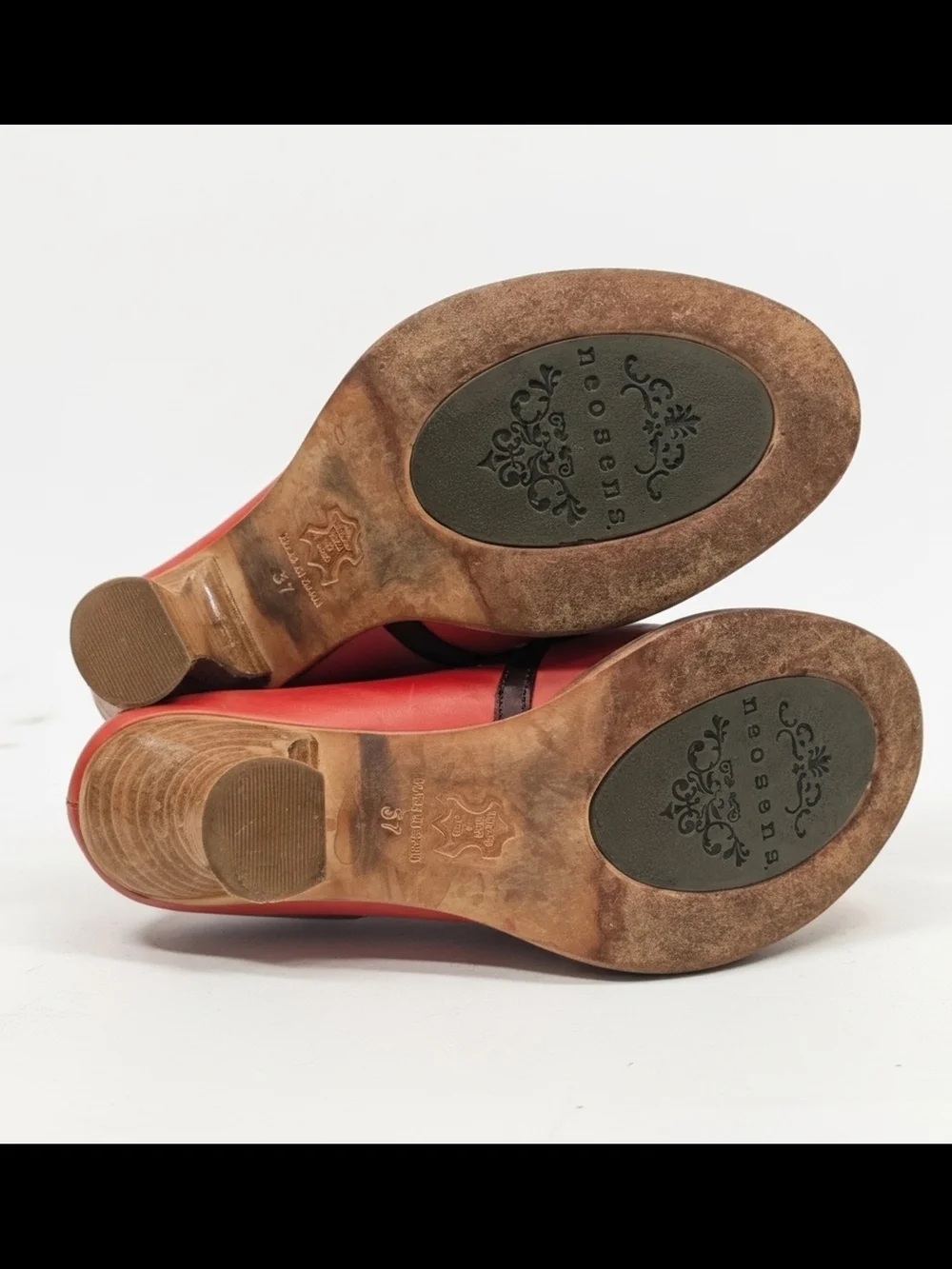 662 Neosens Spain Tricolor Leather T-Strap Mary Jane Heels - 37 (US 6.5) - Picture 5 of 6